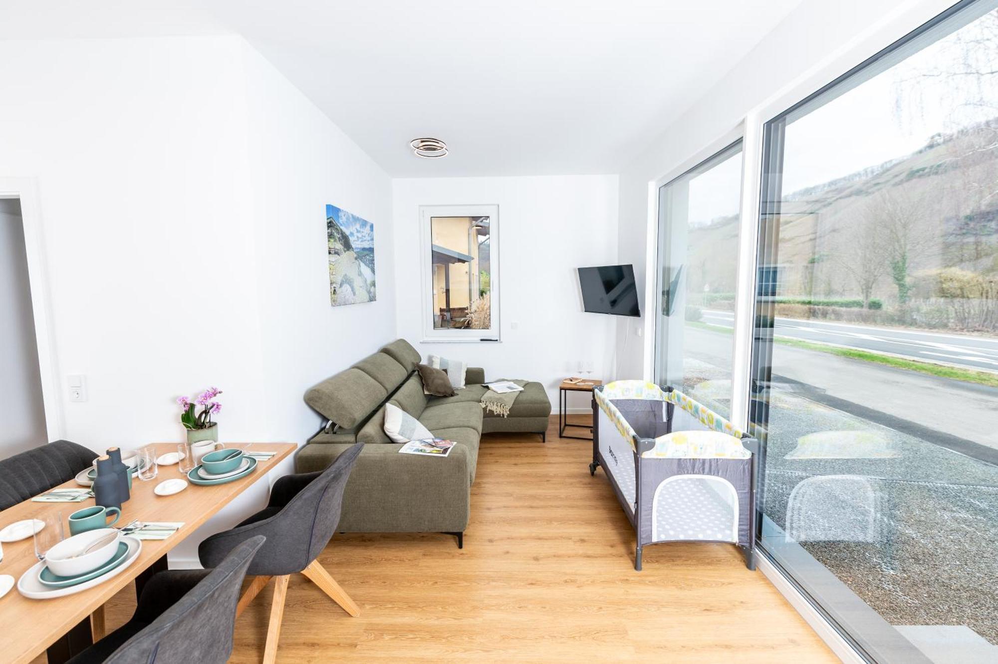 Apartment Weingut Dr Hermann I Erden Exterior photo